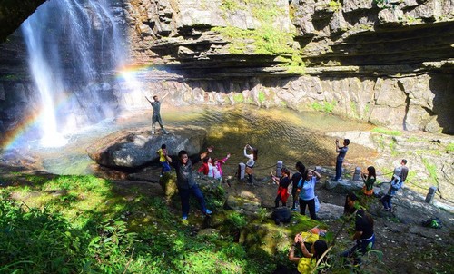 1512549443723013957.jpg 汉水.jpg