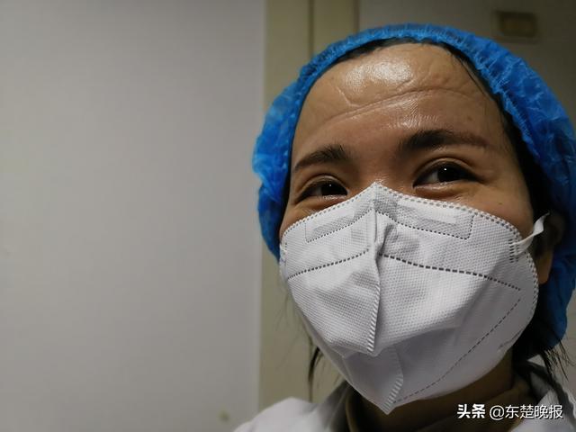 一下“老”20岁！黄石隔离区护士的照片让人泪目