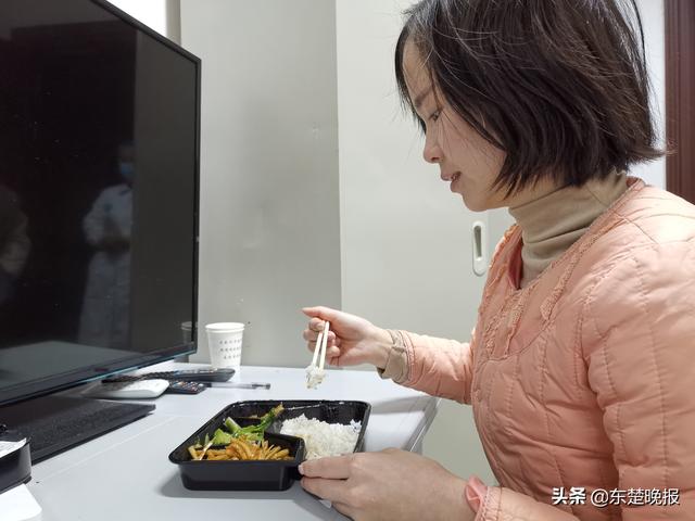 一下“老”20岁！黄石隔离区护士的照片让人泪目