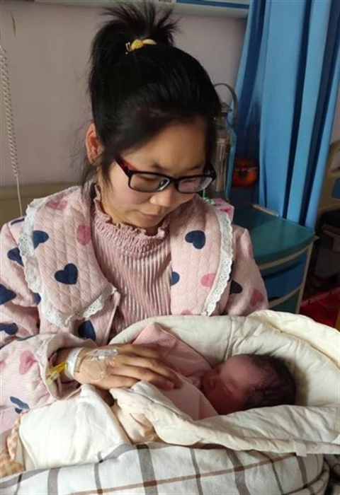 65e1de53-621b-4ead-b2df-a6530f48b690