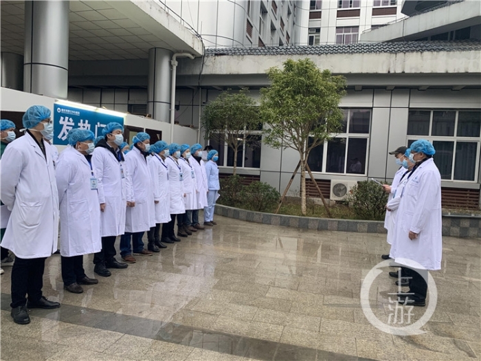 战“疫”一线%7C战“疫”前哨&nbsp; &nbsp;“保护者(4226296)-20200225165657.jpg